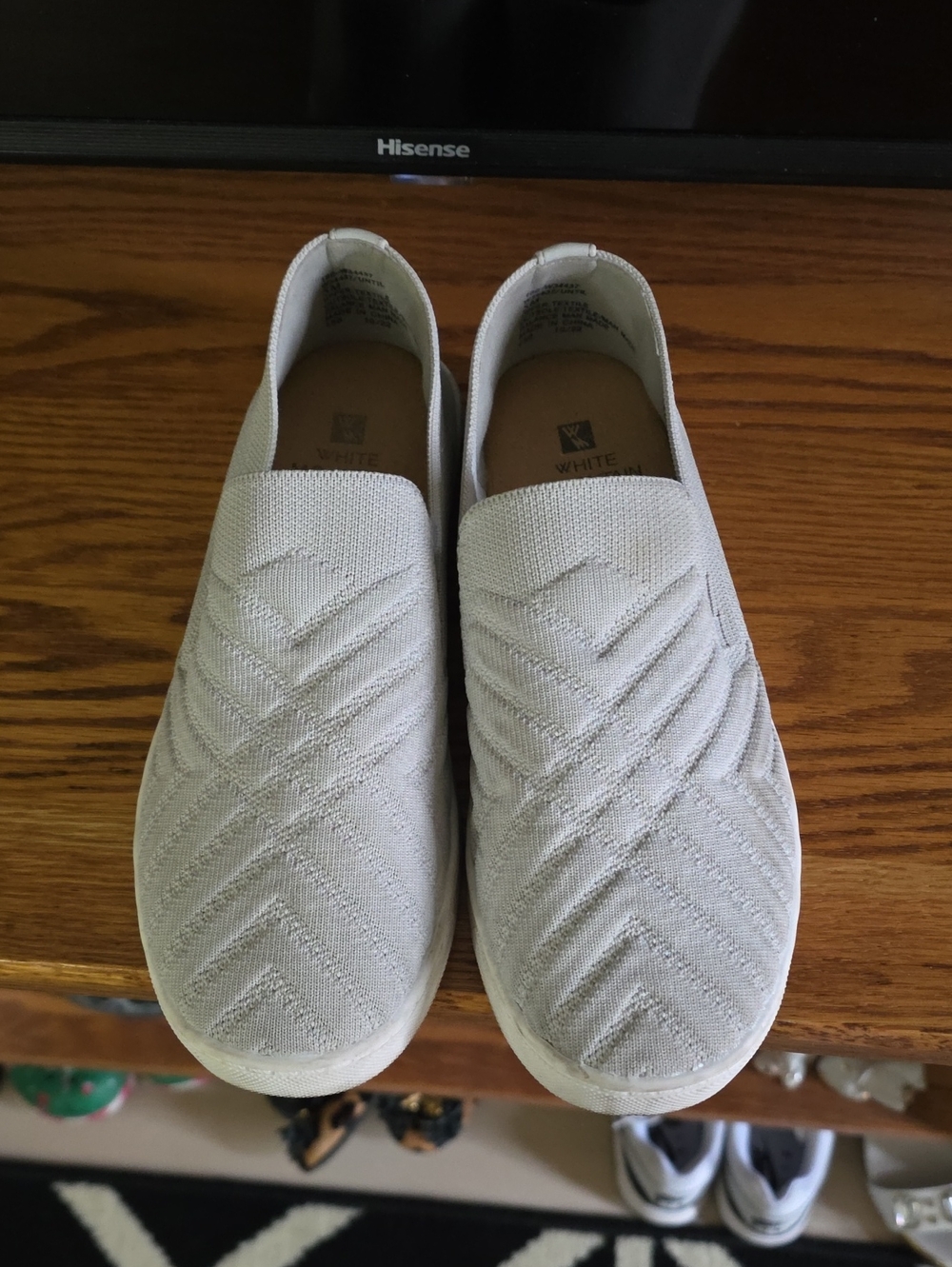 White Mountain Women's White Knit Slip-On Flats